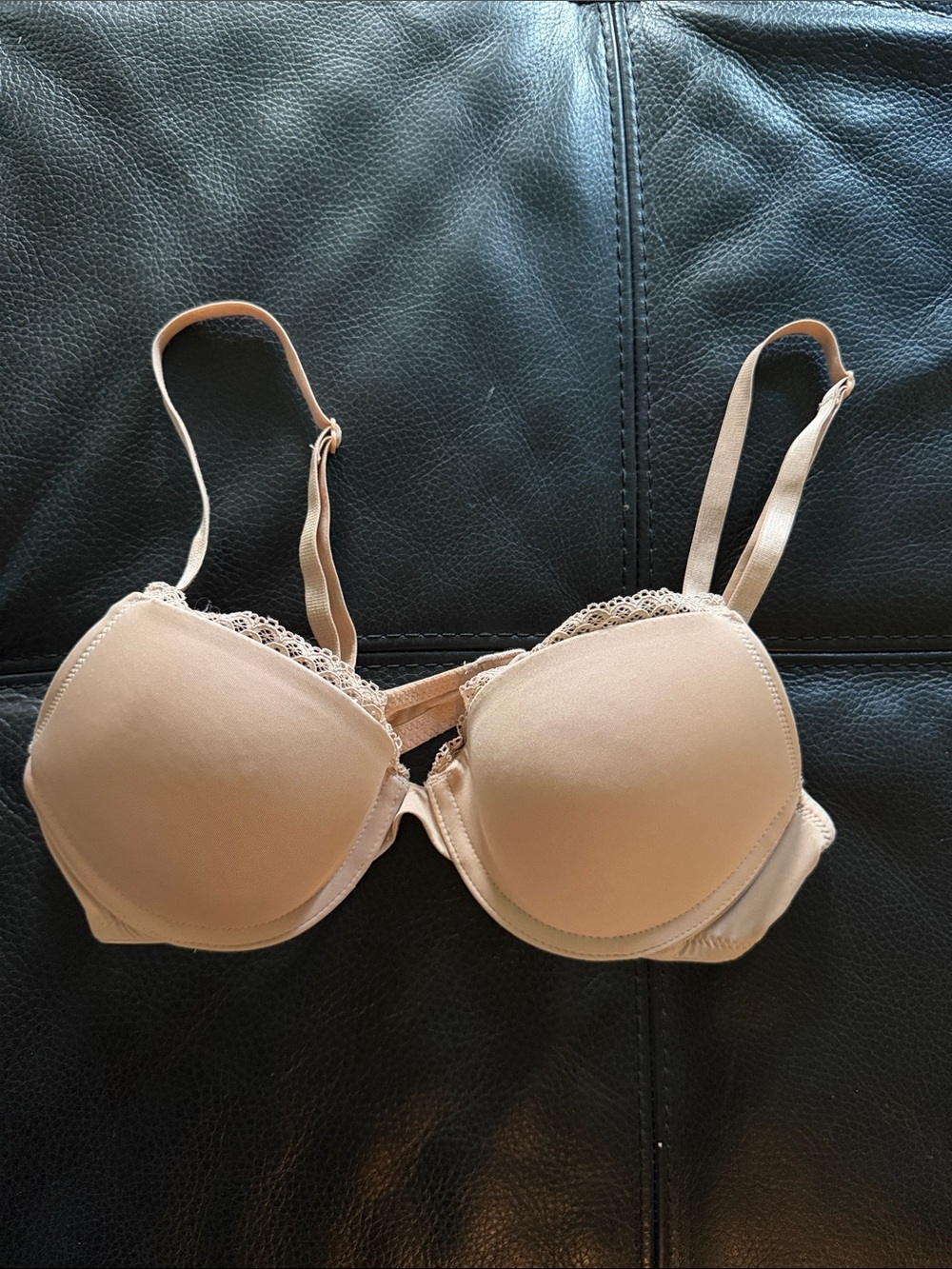 H&M Nude Lace-Trim T-Shirt Bra💋